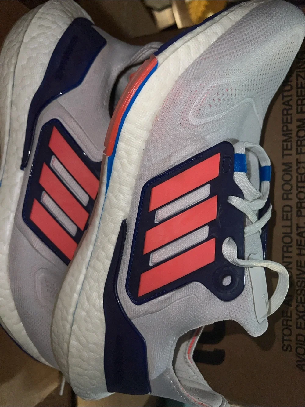 adidas Men’s ultraboost 22